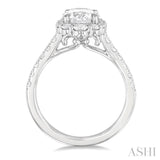 3/4 Ctw Scalloped Oval Centerpiece Circular Shape Round Cut Diamond Semi-Mount Engagement Ring in 14K White Gold