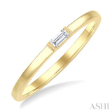 1/20 Ctw Baguette Diamond Bezel Set Petite Fashion Ring in 10K Yellow Gold