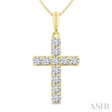 1/2 Ctw Roman Cross Round Cut Diamond Fashion Pendant With Chain in 14K Yellow Gold