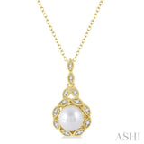 6.5 MM Cultured Pearl and 1/20 Ctw Round Cut Diamond Pendant With Chain in Yellow Gold Vermeil