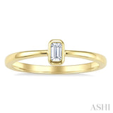 1/5 Ctw Bezel Set Emerald Cut Diamond Fashion Ring in 14K Yellow Gold