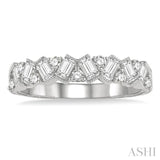 5/8 Ctw Zigzag Baguette and Round Cut Diamond Band in 14K White Gold