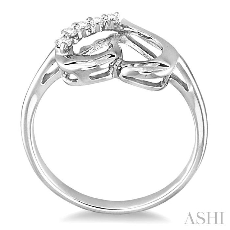 Heart Shape Journey Diamond Fashion Ring